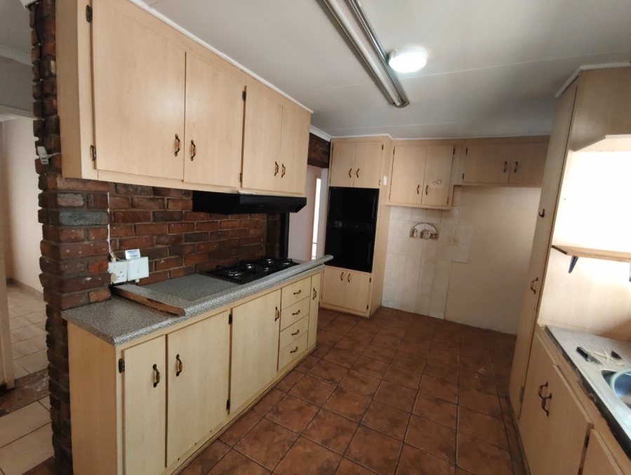 To Let 3 Bedroom Property for Rent in Pellissier Free State